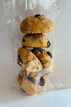 Load image into Gallery viewer, Mini Cookie Snack Packs - Gift Box
